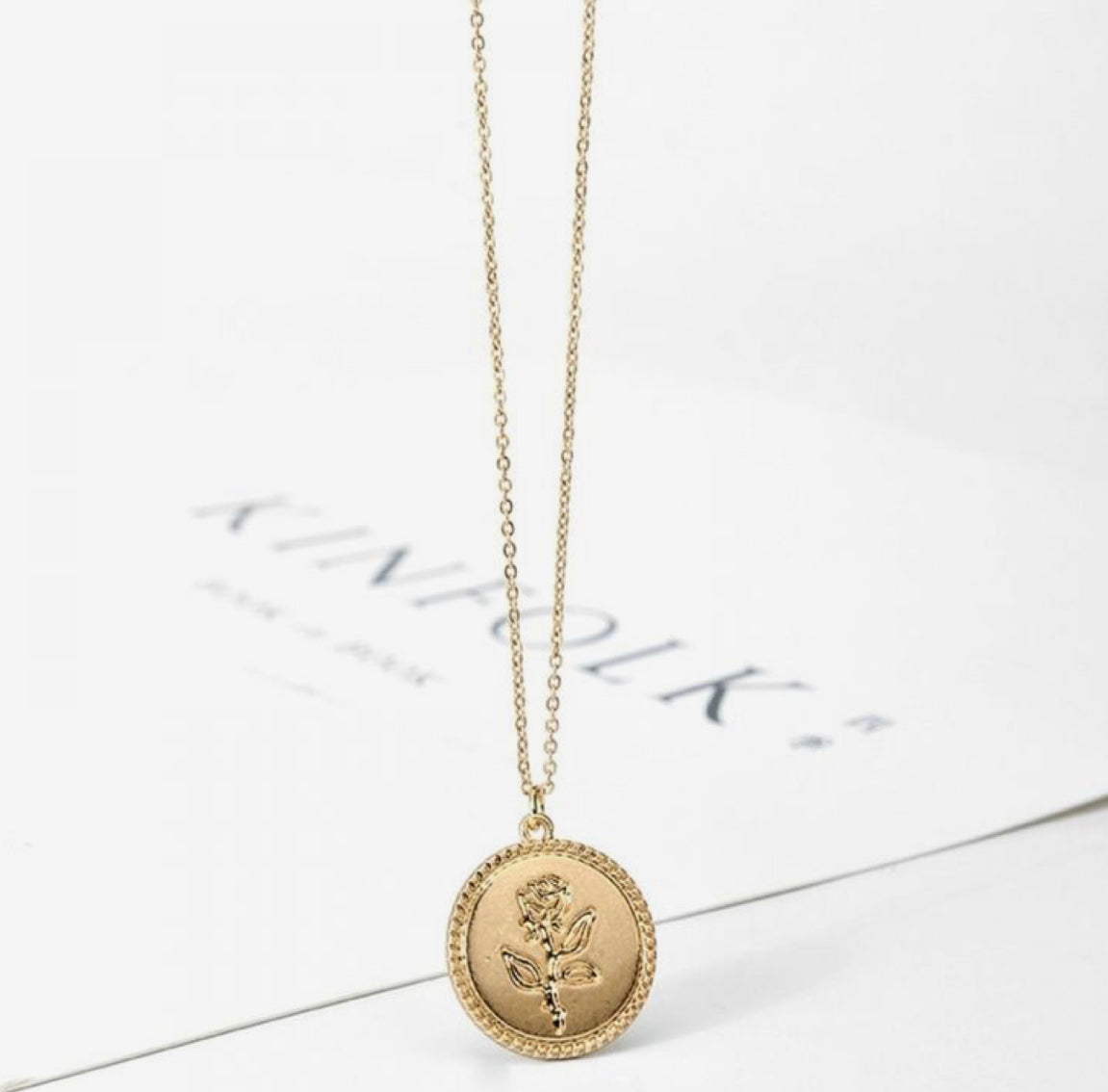 Gold Rose Pendent Necklace